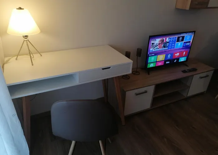 Central Apartament On Clock Square D2