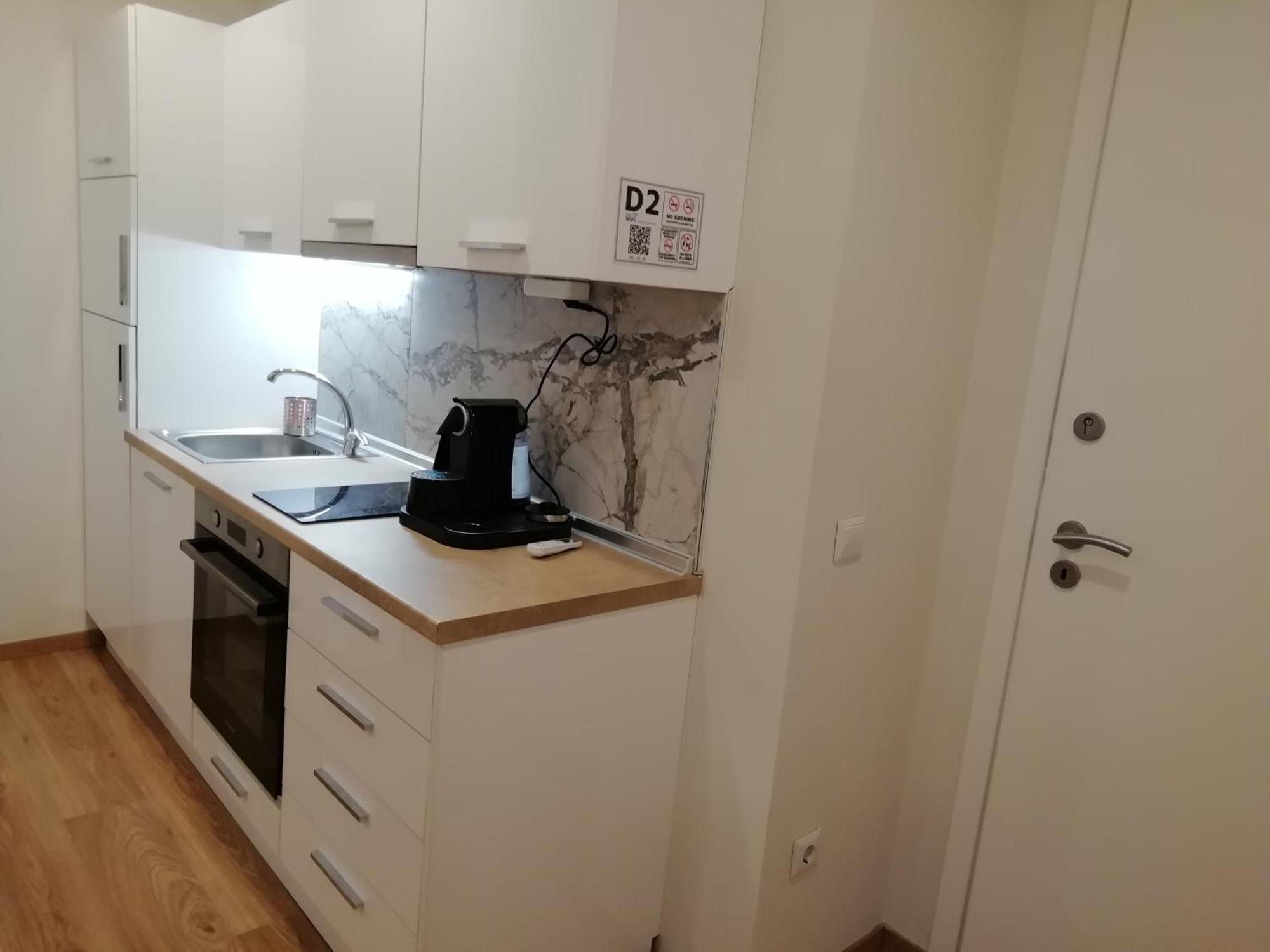 On Clock Square D2 Apartment *